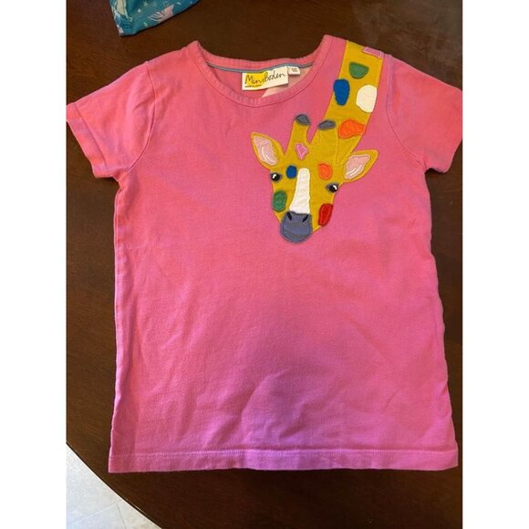 Mini Boden Other - Boden Girls appliqué giraffe shirt size 5/6; pink tee
